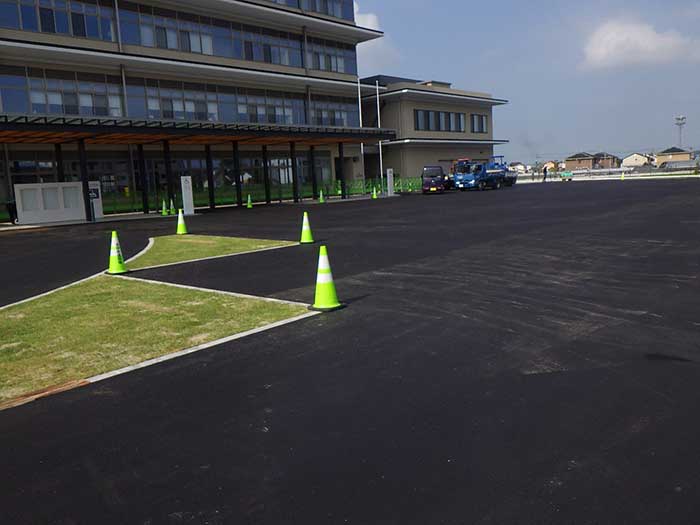 庁舎舗装工事